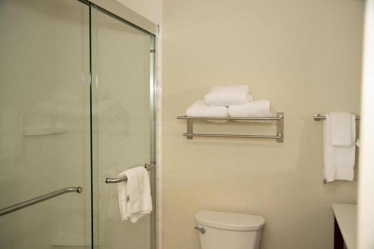 Holiday Inn & Suites - Fayetteville W-Fort Bragg Area By Ihg Extérieur photo