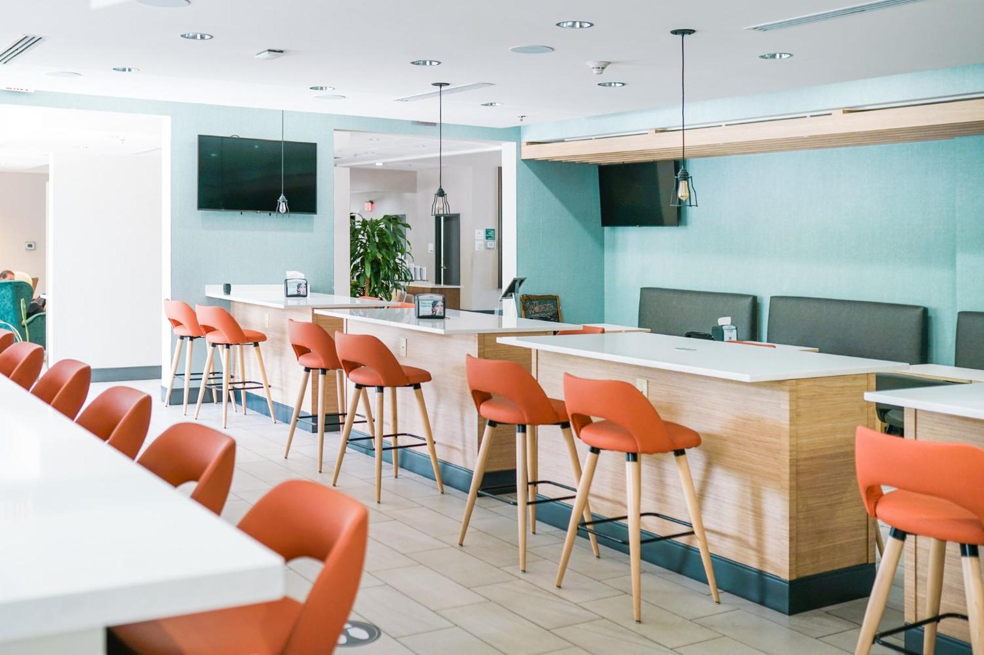 Holiday Inn & Suites - Fayetteville W-Fort Bragg Area By Ihg Extérieur photo